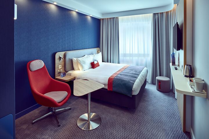 Room 17 of 52