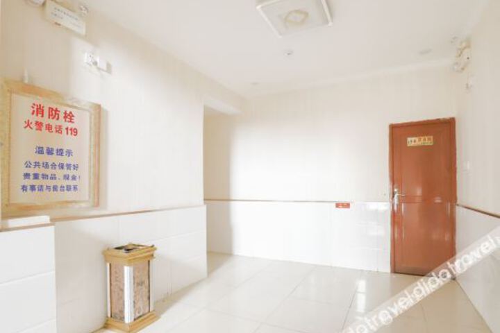 Hotel Interior 10 of 23