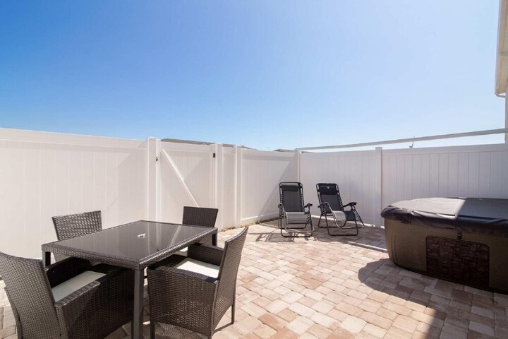 Terrace/Patio 19 of 44