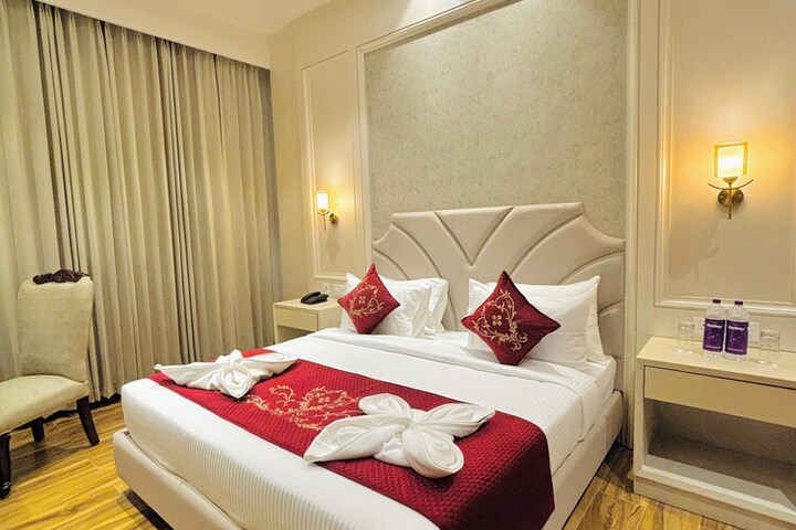 Room 15 of 46