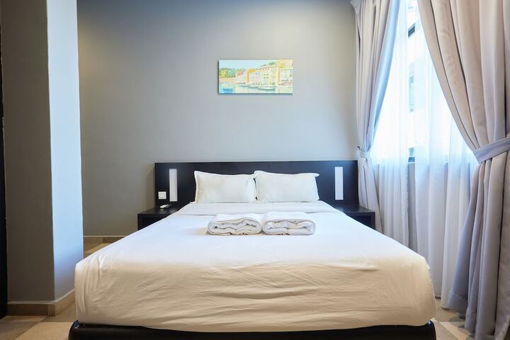 Room 34 of 78