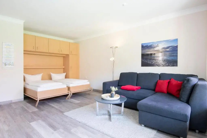 Room 3 of 15
