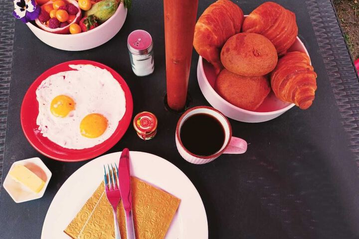 Breakfast/Coffee Service 53 of 63
