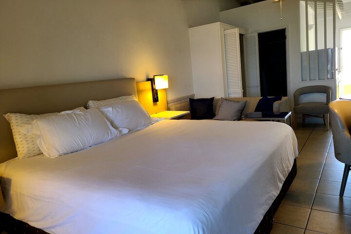 Room 7 of 111