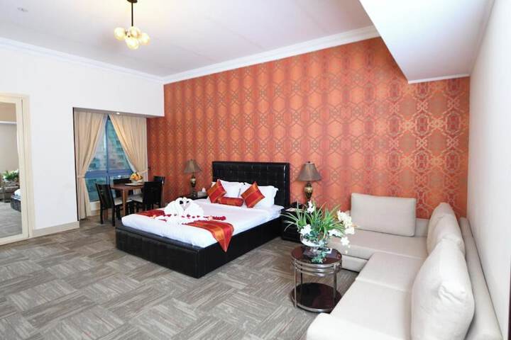 Room 3 of 11