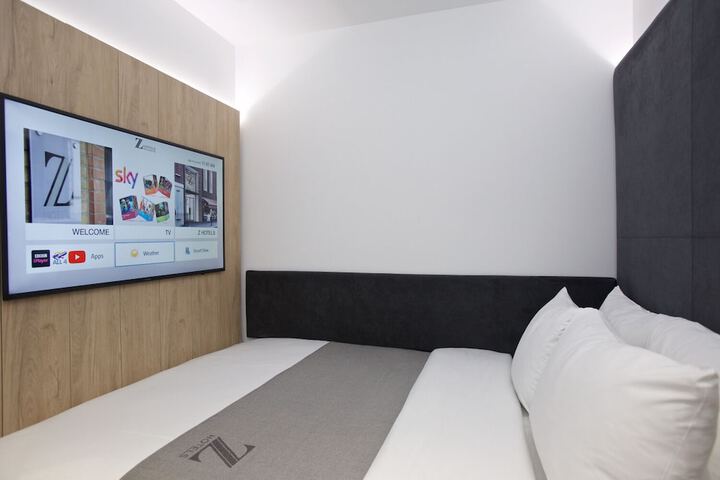 Room 19 of 58