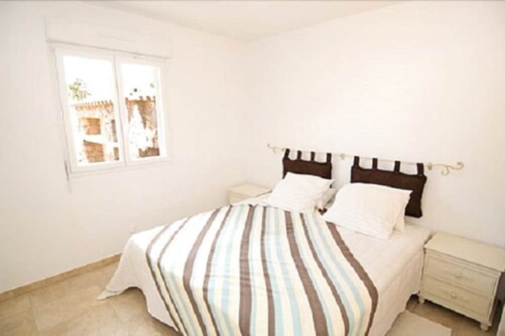 Room 3 of 3