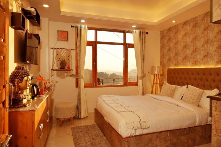 Room 14 of 26
