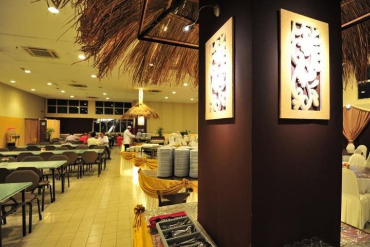 Dining Photos
