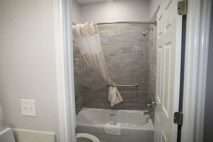 Room 17 of 21