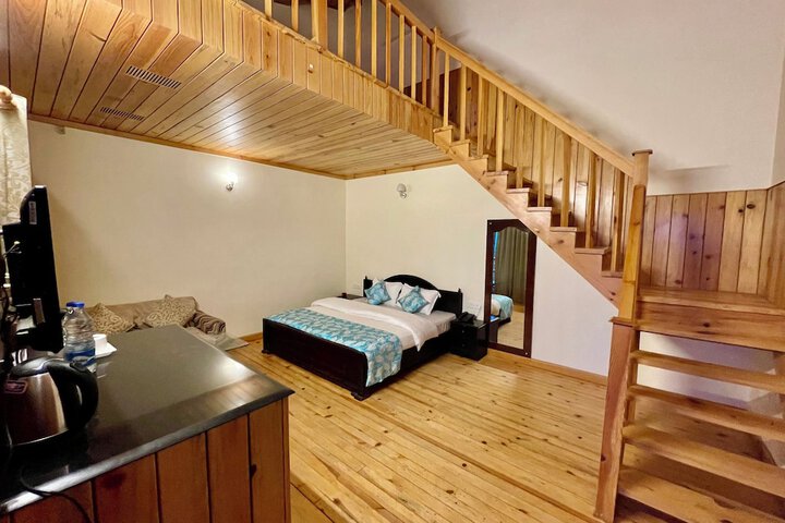 Room 7 of 38