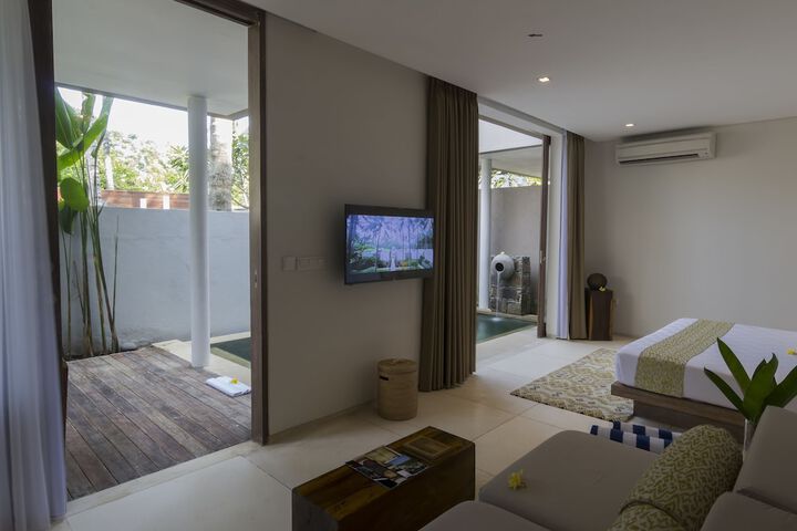 Room 25 of 149