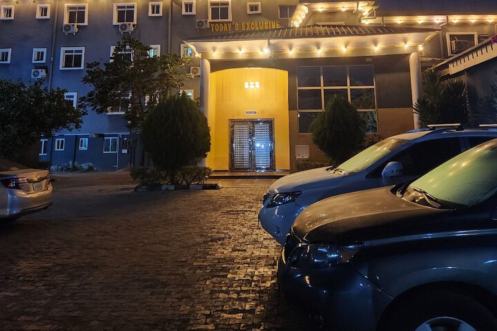 Todays Exclusive Hotel