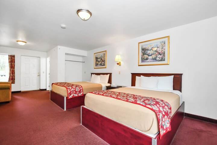 Room 38 of 106