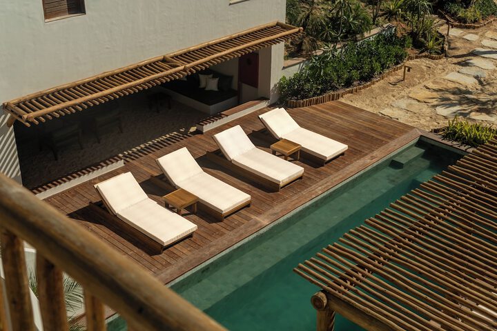 Pool 69 of 122