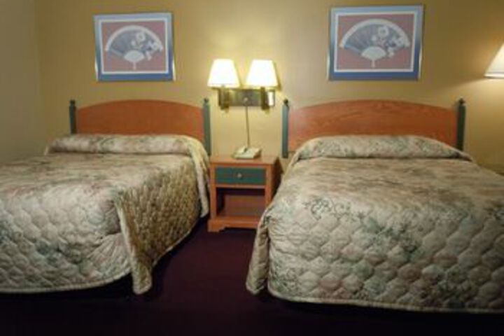 Room 18 of 24