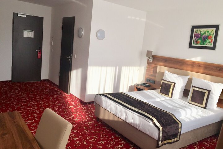 Room 19 of 78