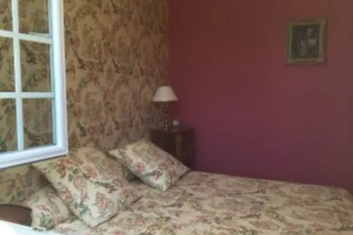 Room 2 of 13
