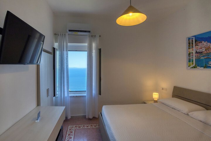 Room 74 of 126