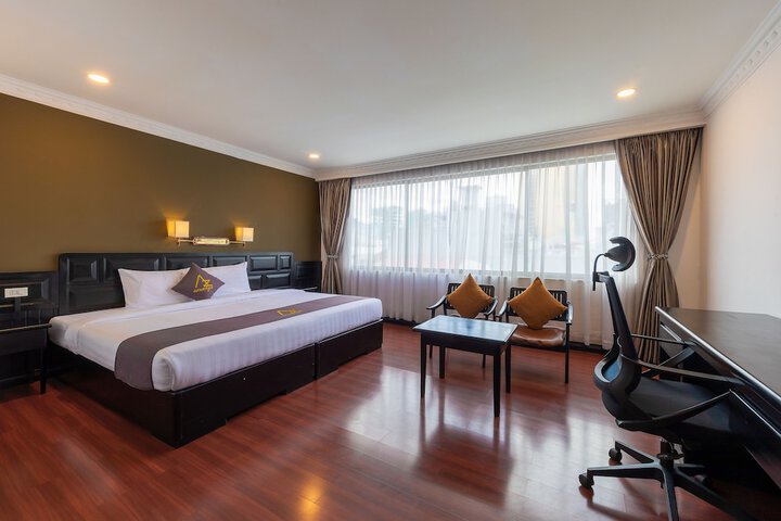 Room 21 of 72