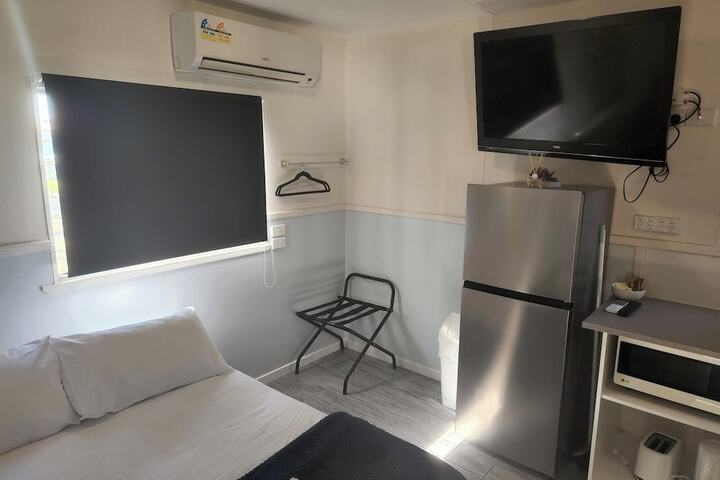 Room 15 of 73