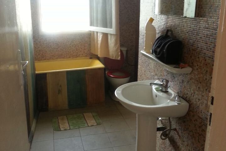Room 30 of 69
