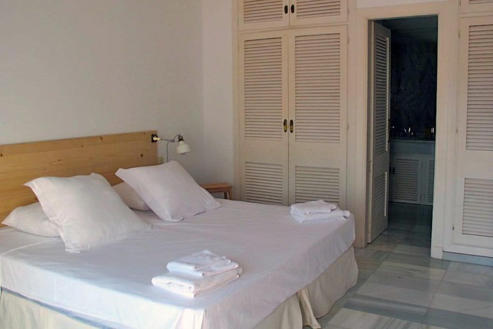 Room 17 of 110