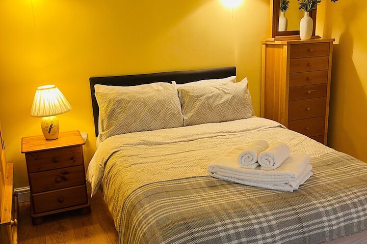 Room 12 of 37