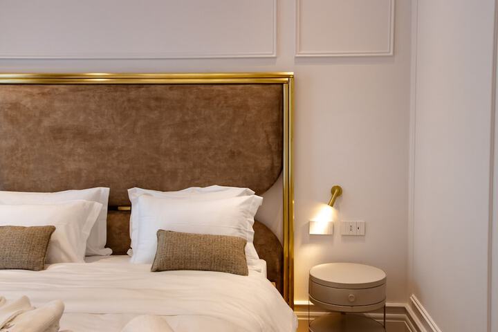 Room 10 of 49