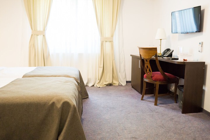 Room 15 of 47