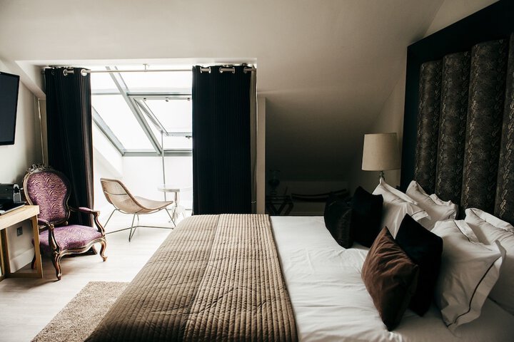 Room 25 of 79
