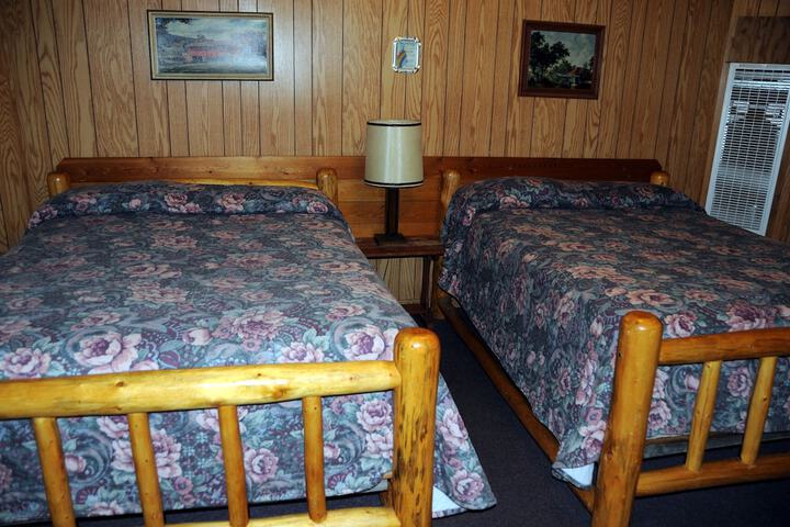 Room 4 of 44
