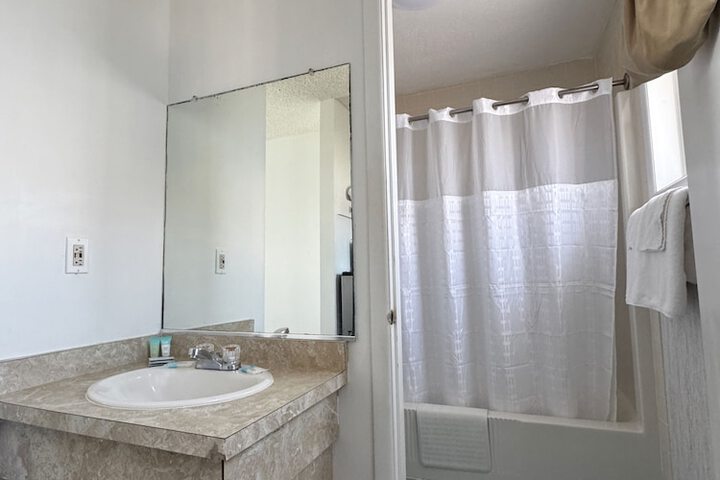 Clean Restrooms