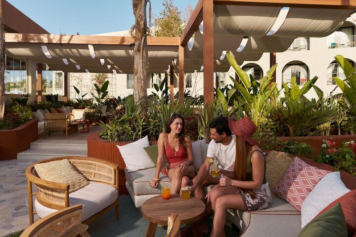 Guest Lobby