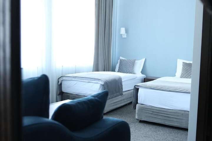 Room 16 of 51