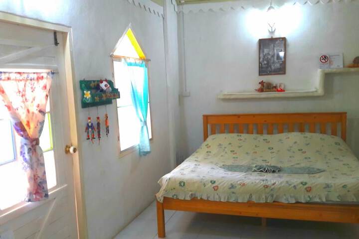 Room 16 of 308