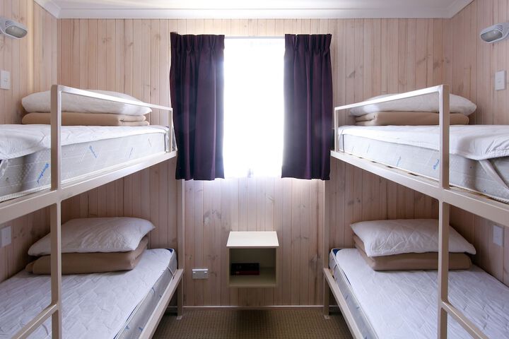 Room 4 of 35