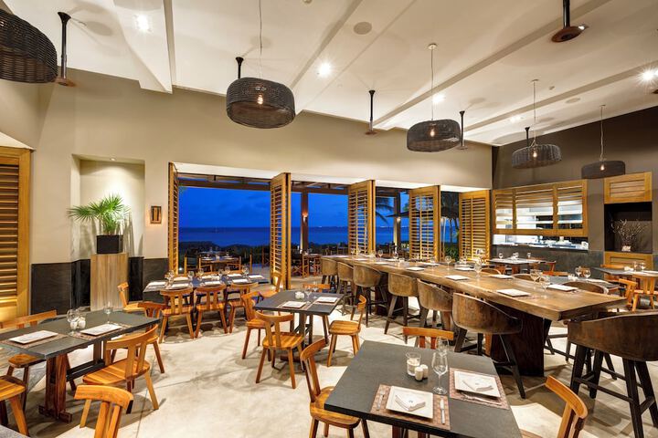 Dining 113 of 156