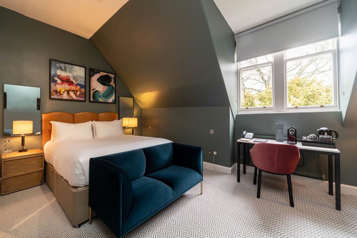 Room 29 of 83