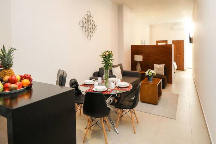 Room 6 of 28