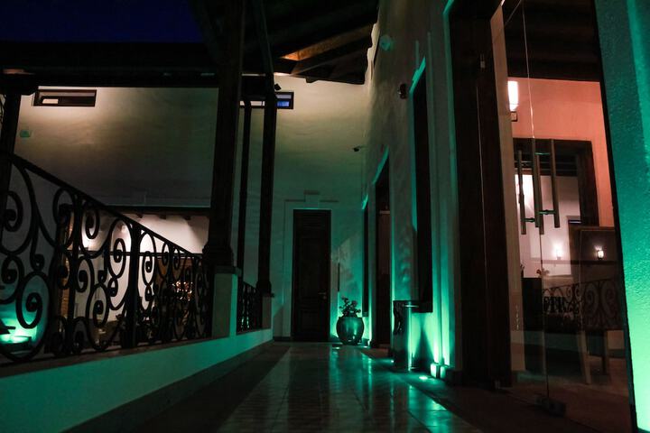Ballroom/Hall 86 of 103