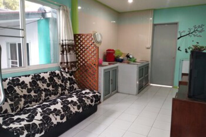 Room 16 of 50