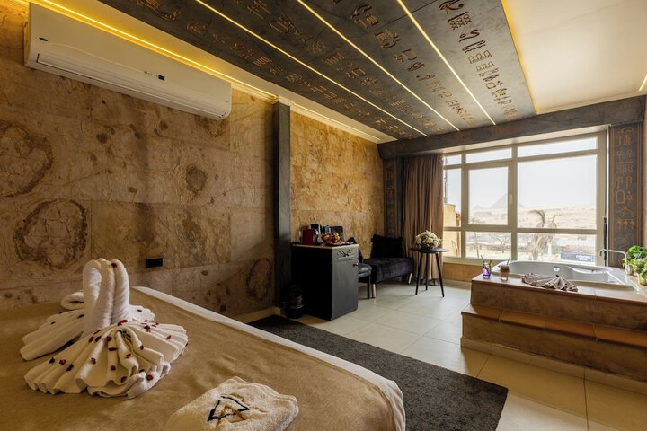 Room 46 of 112