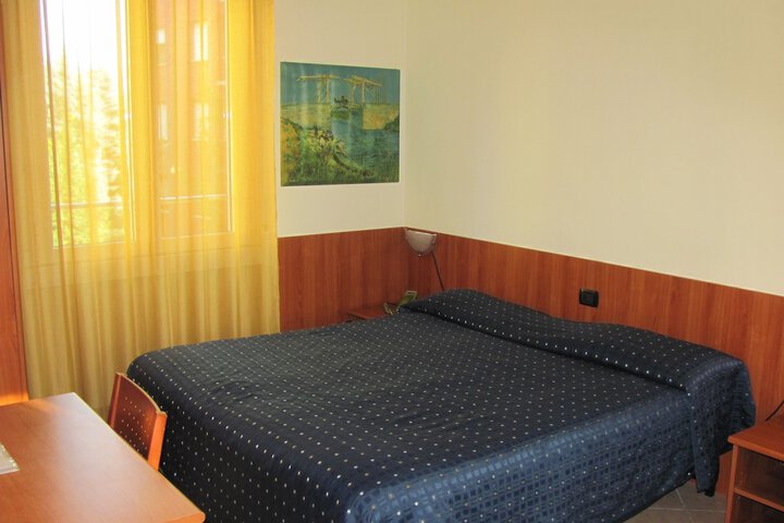 Room 21 of 47