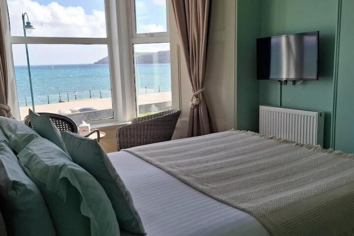 Room 44 of 70