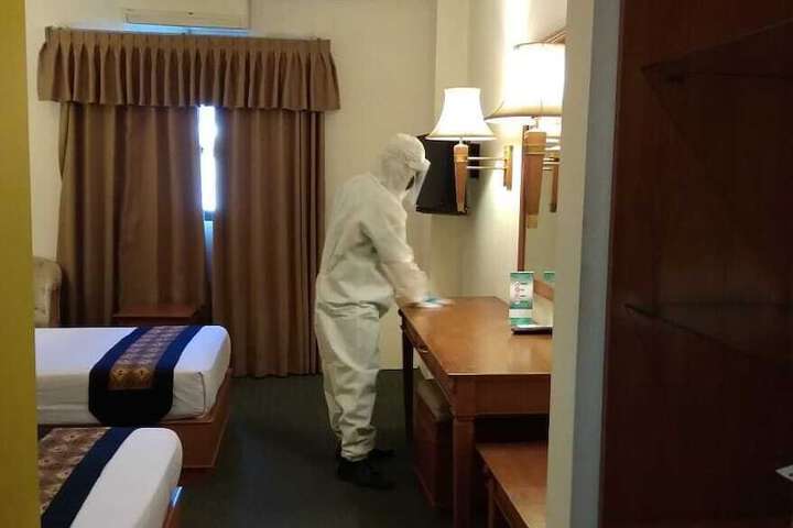 Room 8 of 35