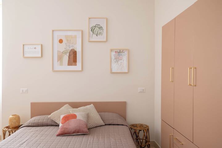 Room 17 of 49