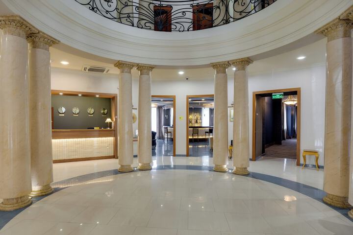 Lobby Photos