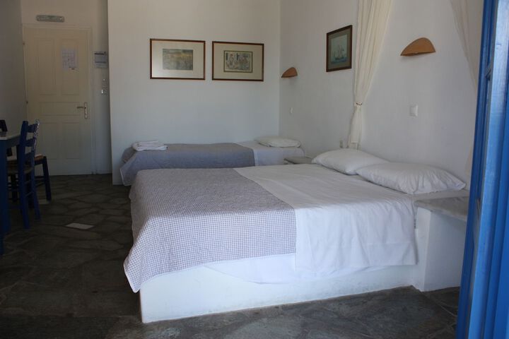 Room 54 of 98