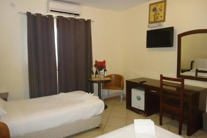 Room 3 of 22